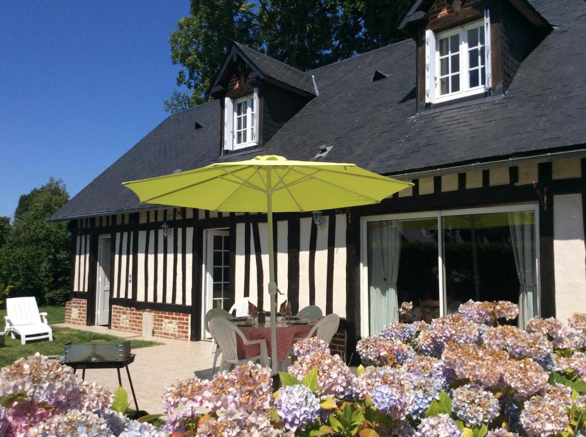 La Charetterie Villa Canouville Exteriör bild